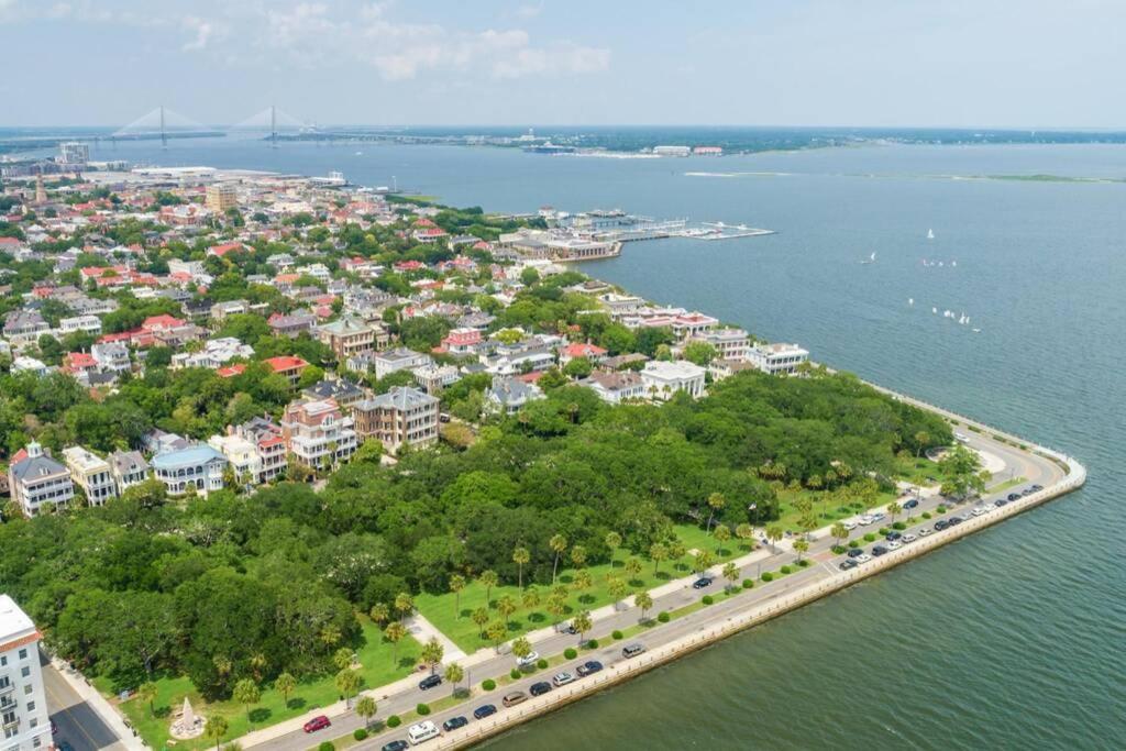 The Santee Suite At 122 Spring Charleston Buitenkant foto